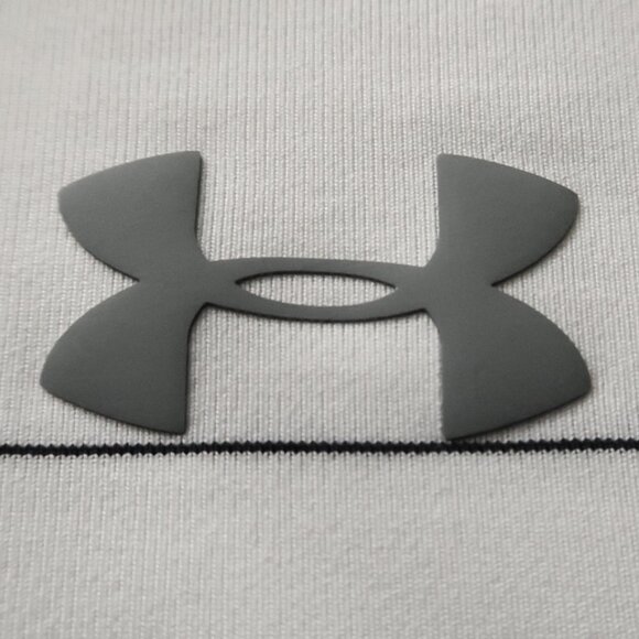 Under Armour Bright White Blue Pin-Striped Polo (XL) OMG! ⛳️ - Picture 1 of 9